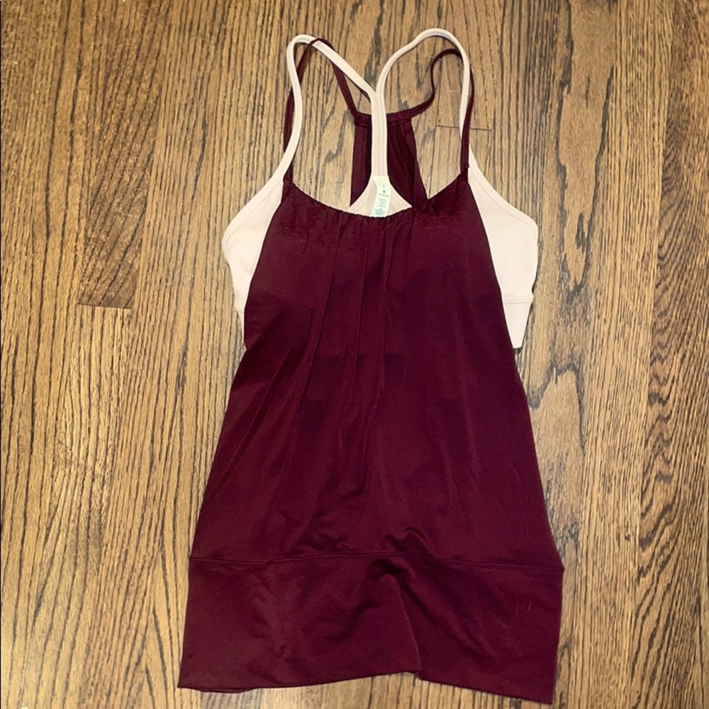 SIZE 6 BRAND NEW LULU TANK TOP WITH BUILT IN BRA